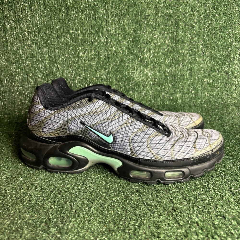Nike Air Max Plus Spirograph Black Green Sneakers Trainer Men Size 10.5